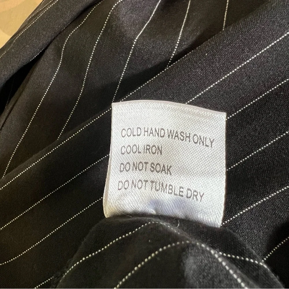 Princess Polly Hayden Black  White Pinstripe Print Wide Leg Overalls Size 12 - Picture 13 of 15